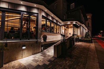 schlosshotel brilon wald hostel