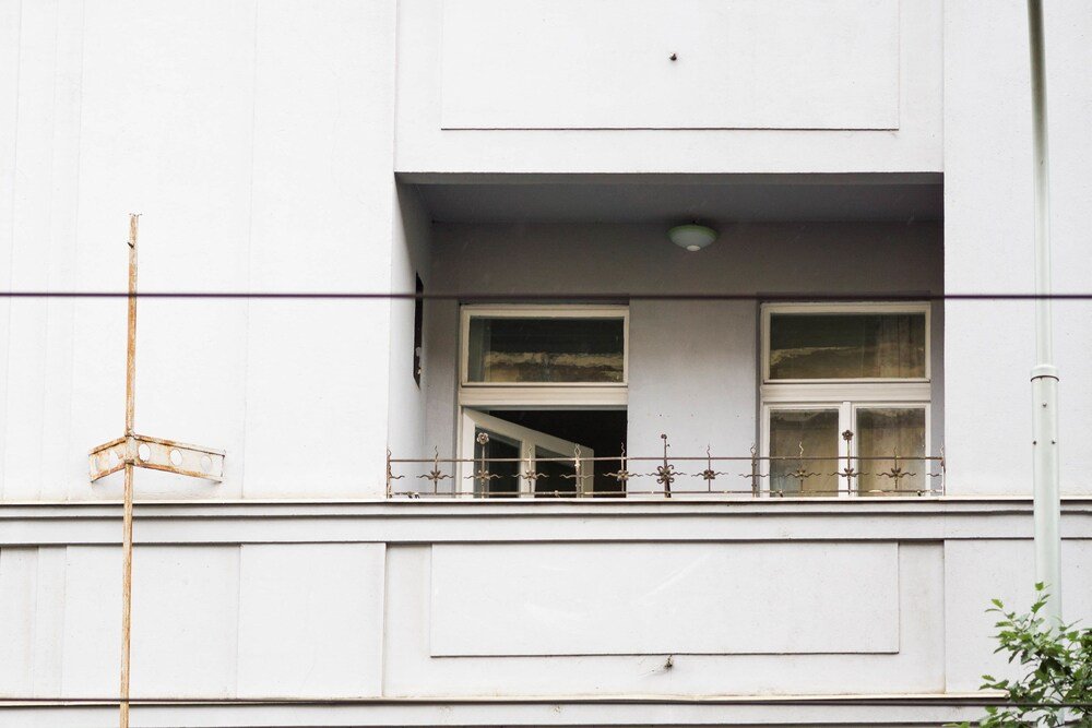 apartment four year seasons