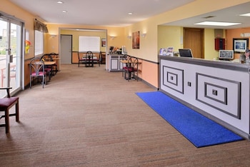 Americas Best Value Inn Knob Noster,,2 star