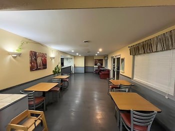 americas best value inn knob noster