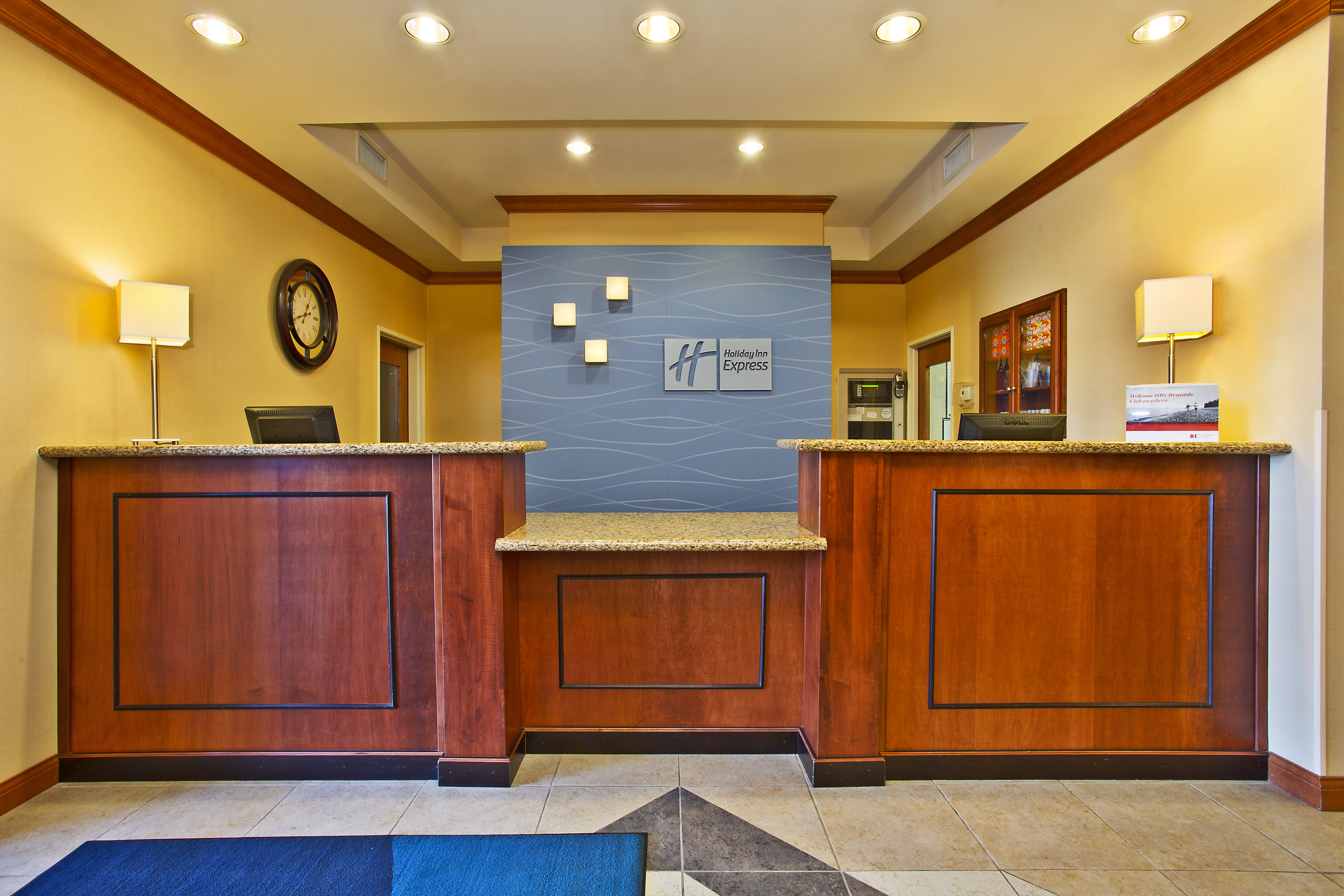 holiday inn express hotel and suites anderson north by ihg