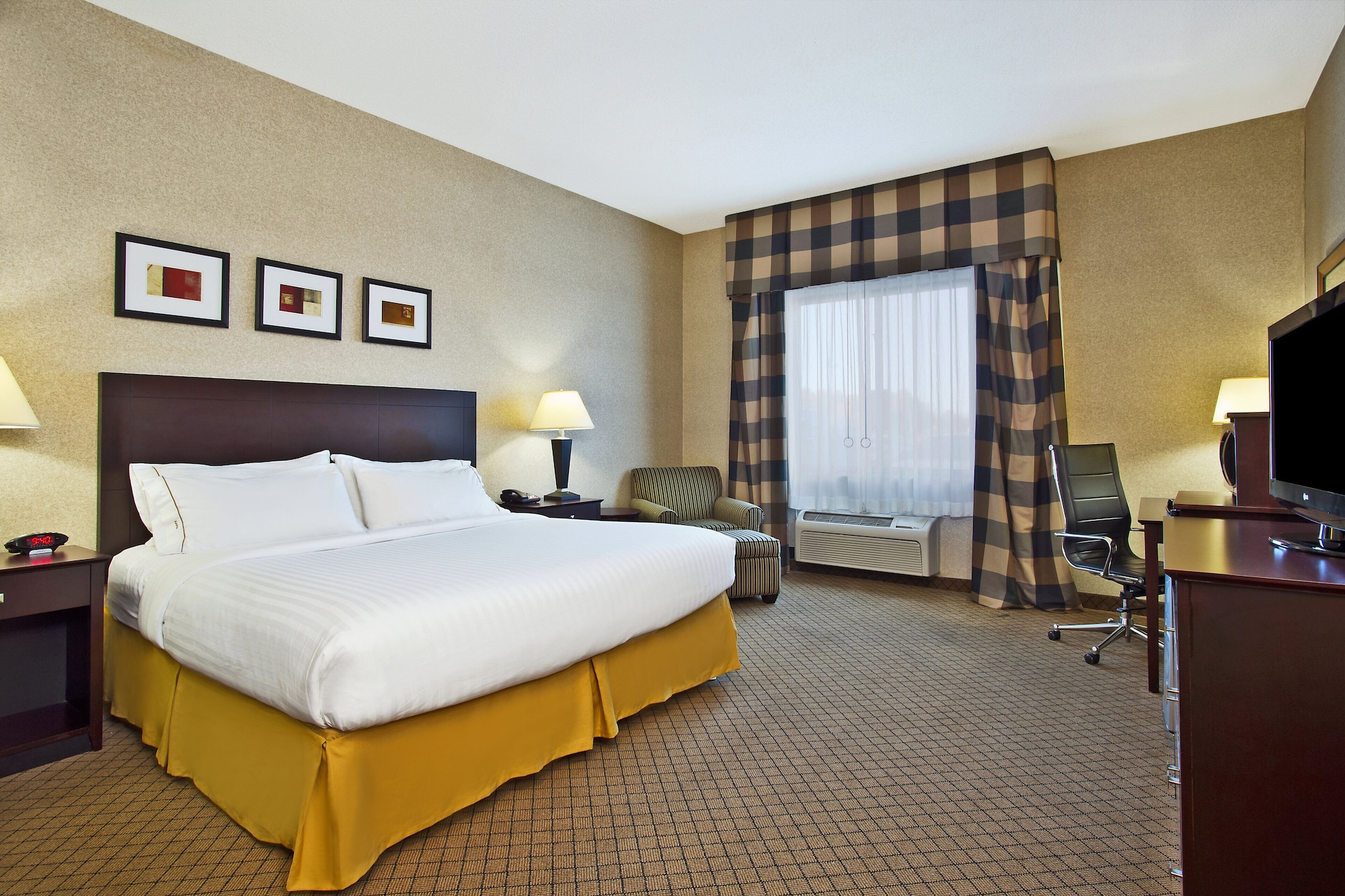 holiday inn express hotel and suites anderson north by ihg