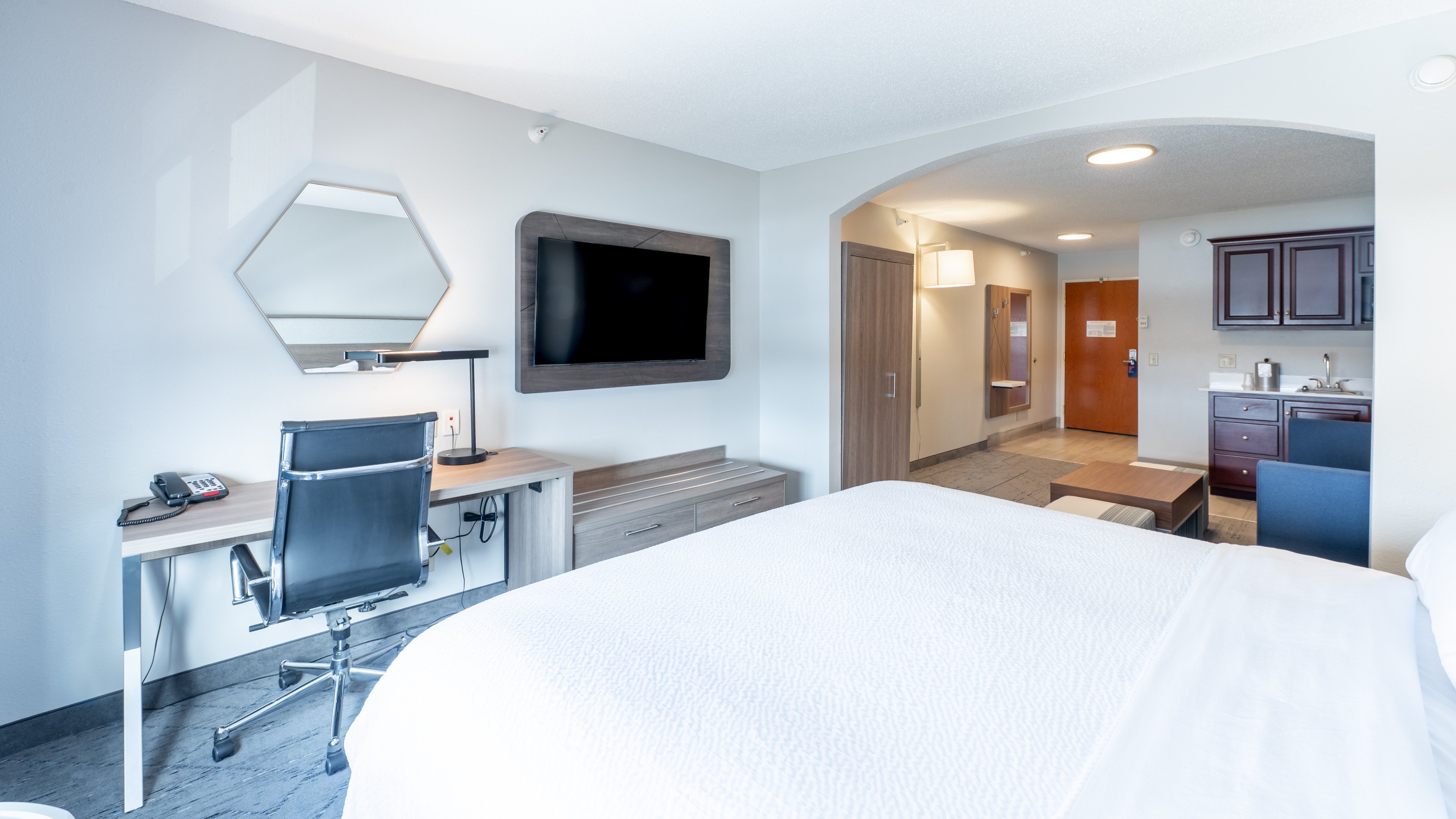 holiday inn express hotel and suites anderson north by ihg