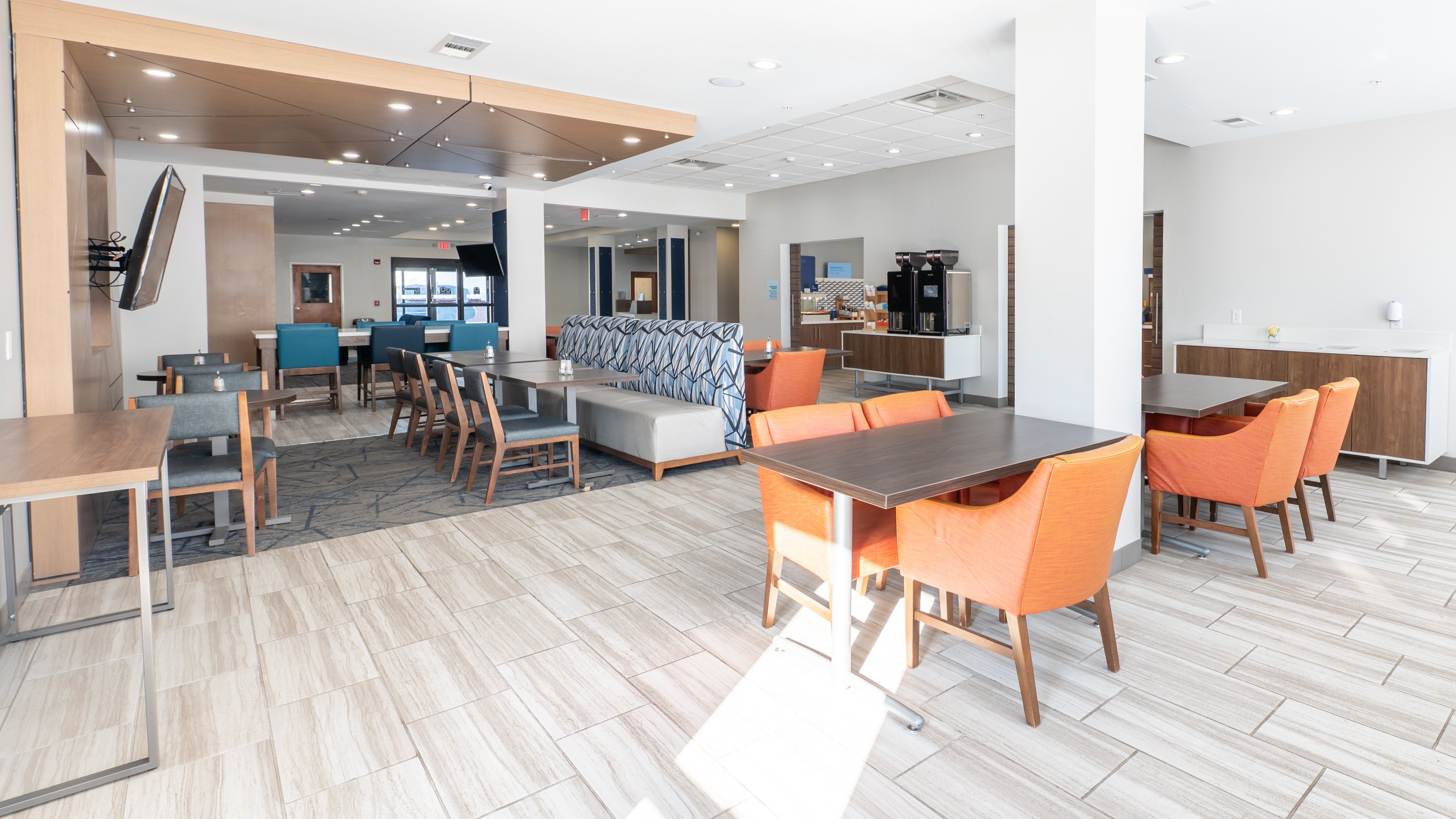 holiday inn express hotel and suites anderson north by ihg