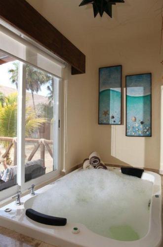 grand slam fishing lodge tulum