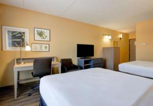 comfort inn and suites st paul northeast