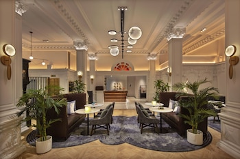 the algonquin hotel times square autograph collection