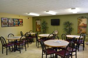 baymont by wyndham pigeon forge near island drive