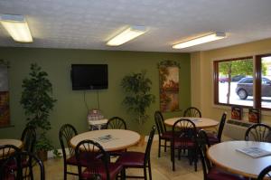 baymont by wyndham pigeon forge near island drive