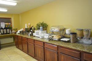 baymont by wyndham pigeon forge near island drive