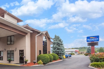 baymont by wyndham pigeon forge near island drive