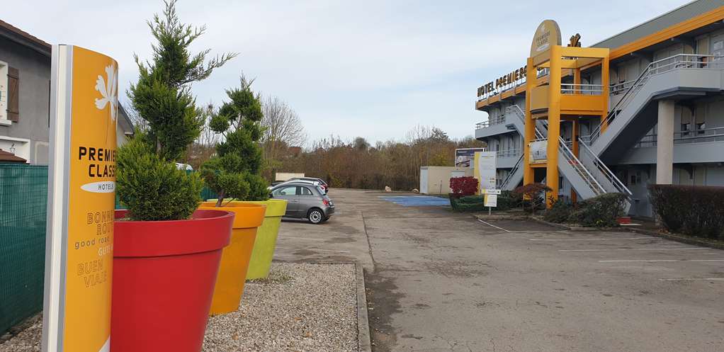 premiere classe besancon ecole valentin