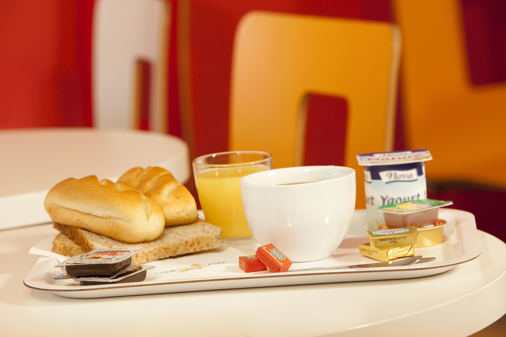 premiere classe besancon ecole valentin