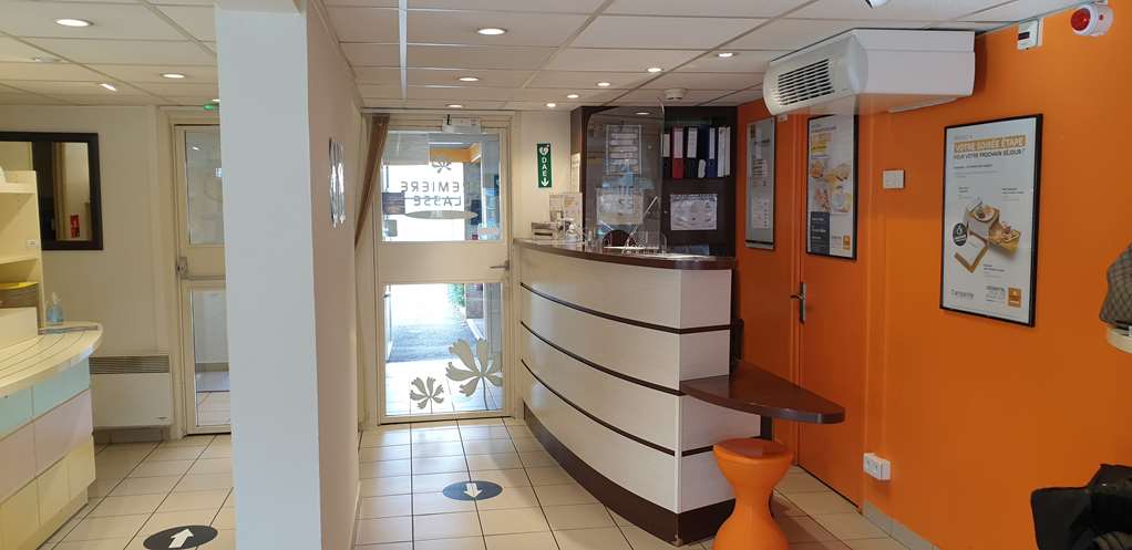 premiere classe besancon ecole valentin