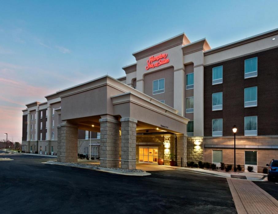 hampton inn and suites holly springs