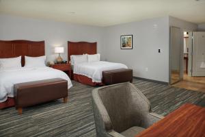 hampton inn and suites holly springs