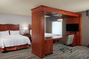 hampton inn and suites holly springs