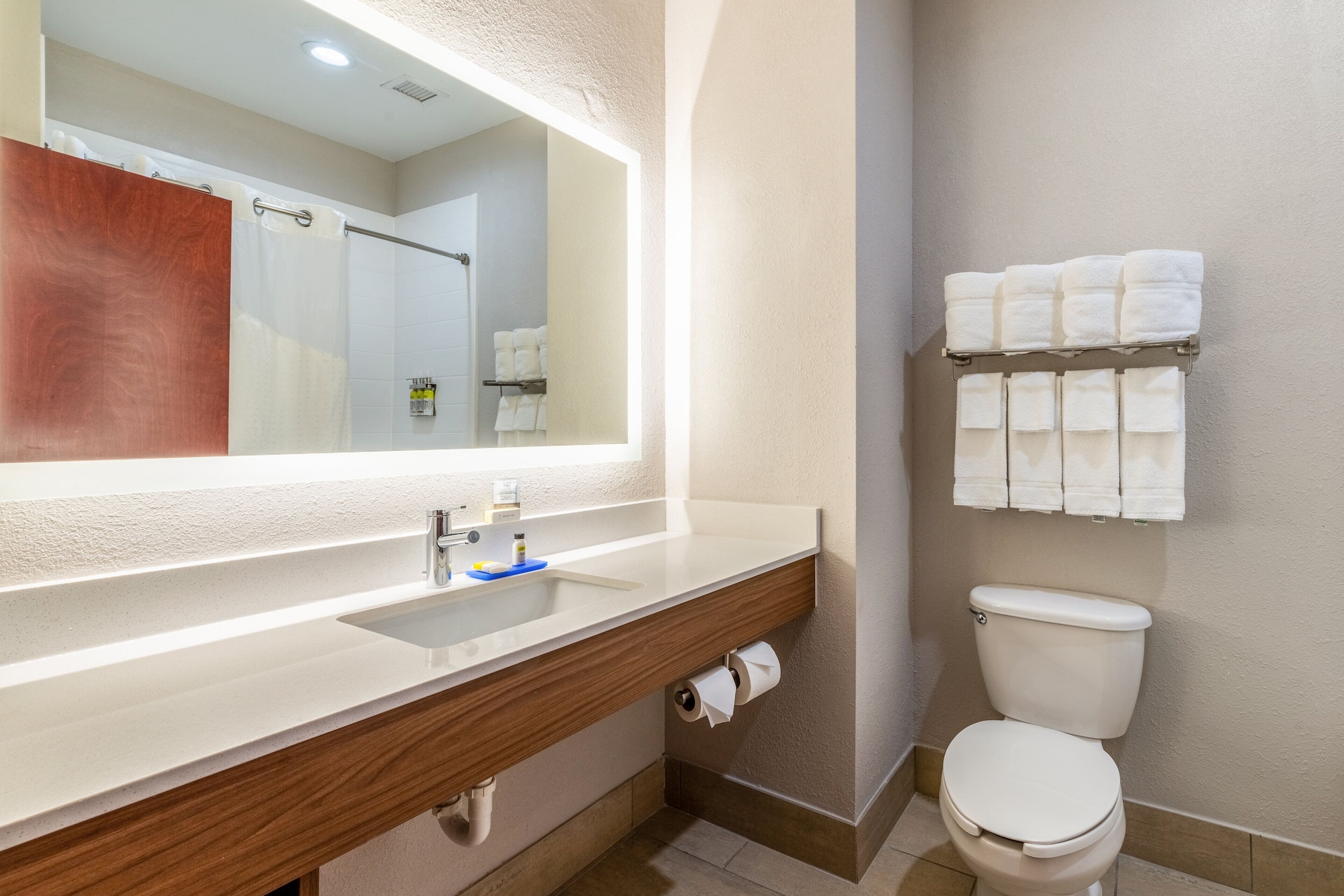 holiday inn express hotel and suites statesville by ihg