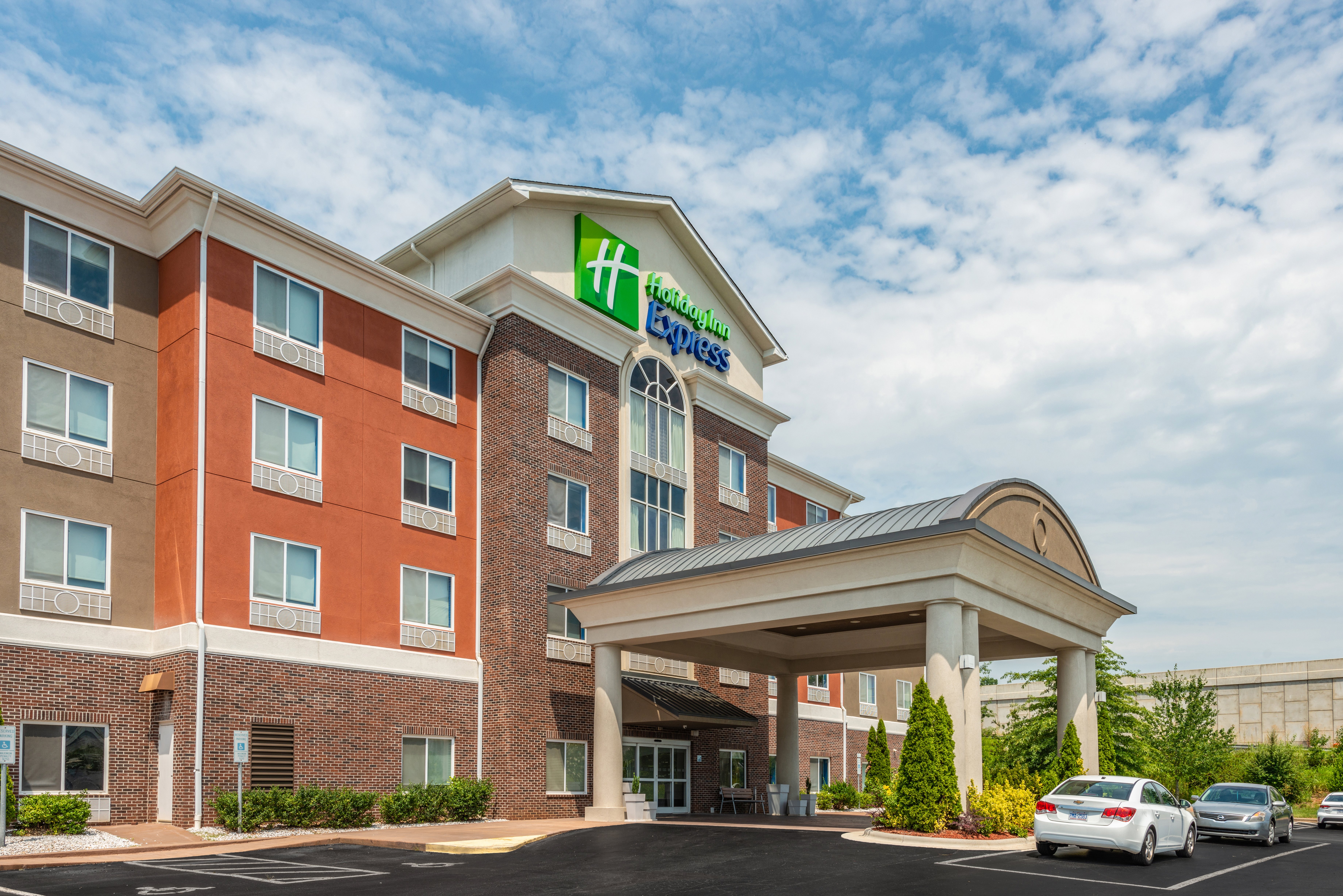 holiday inn express hotel and suites statesville by ihg
