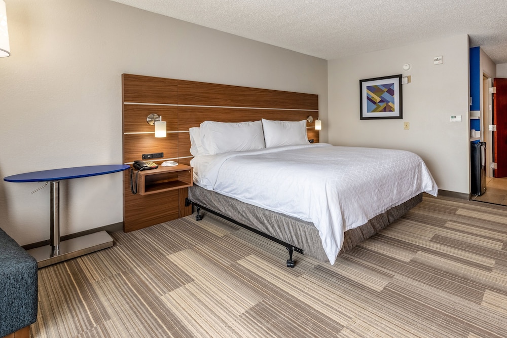 holiday inn express hotel and suites statesville by ihg