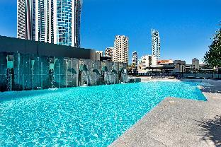 surfers paradise