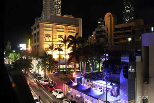 surfers paradise