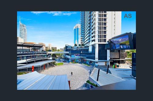 surfers paradise
