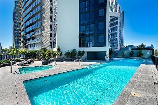 surfers paradise