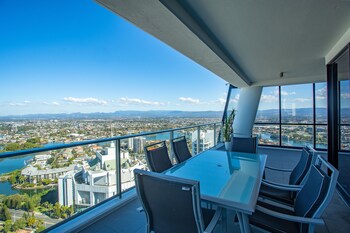 surfers paradise