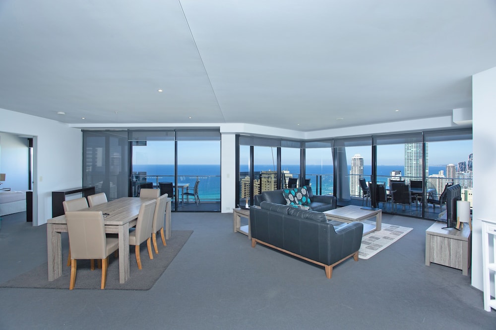 surfers paradise