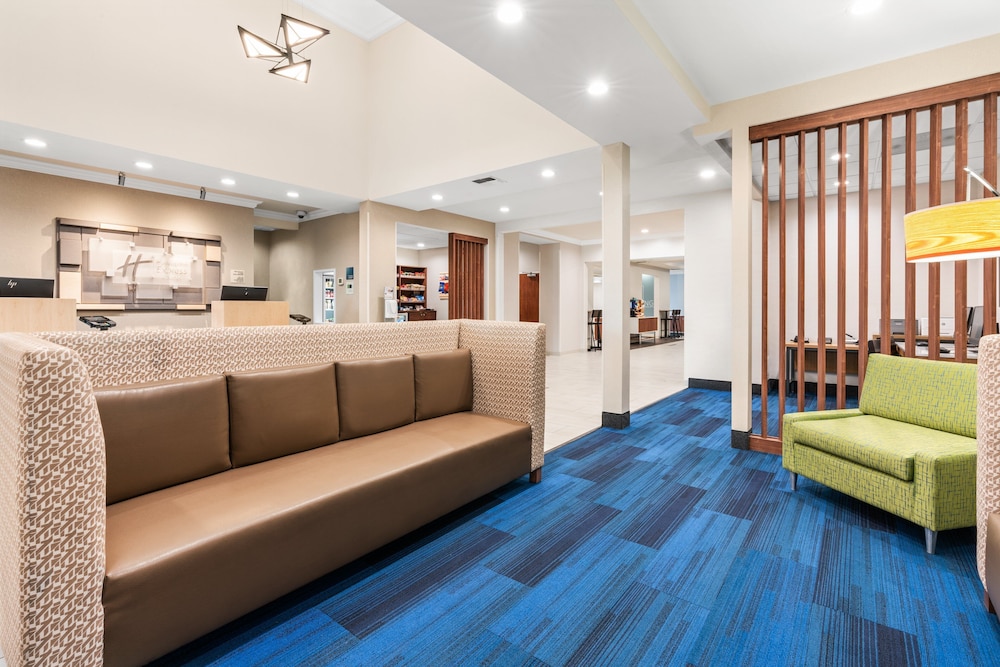 holiday inn express and suites klamath falls central by ihg