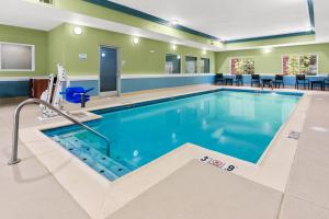 holiday inn express and suites klamath falls central by ihg