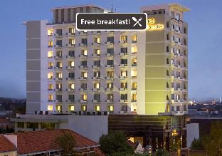 hotel santika pandegiling surabaya