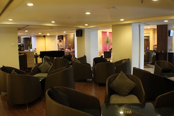 hotel santika pandegiling surabaya