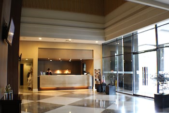 hotel santika pandegiling surabaya