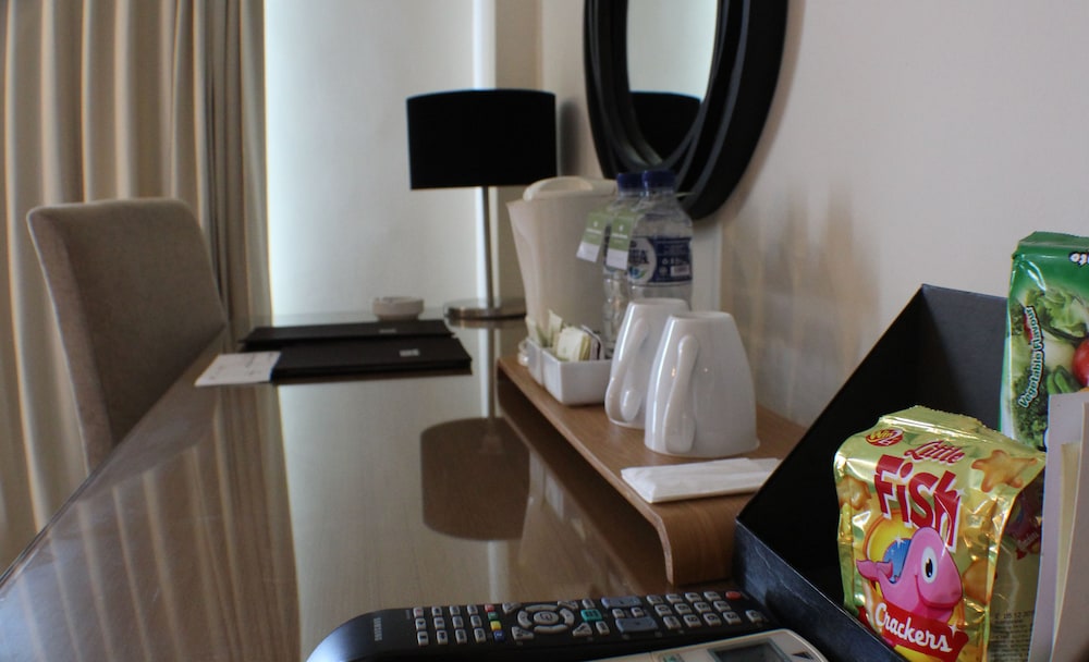 hotel santika pandegiling surabaya