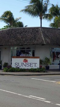 sunset boulevard suite