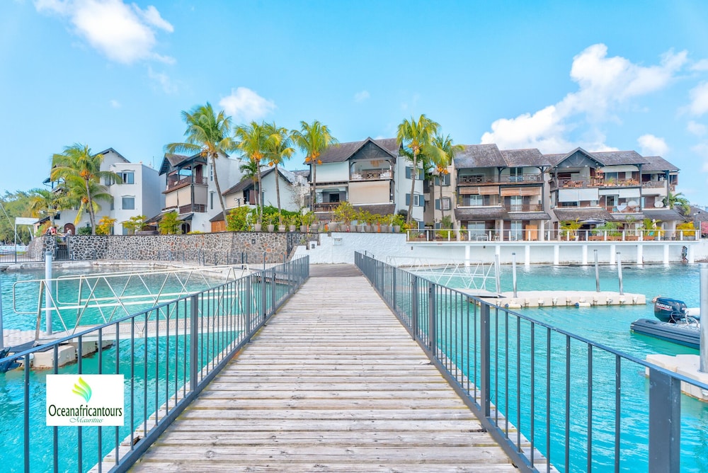 sunset boulevard suite