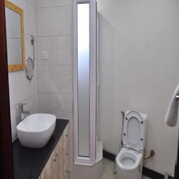 sunset boulevard suite