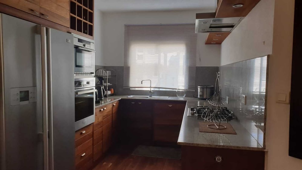 sunset boulevard suite