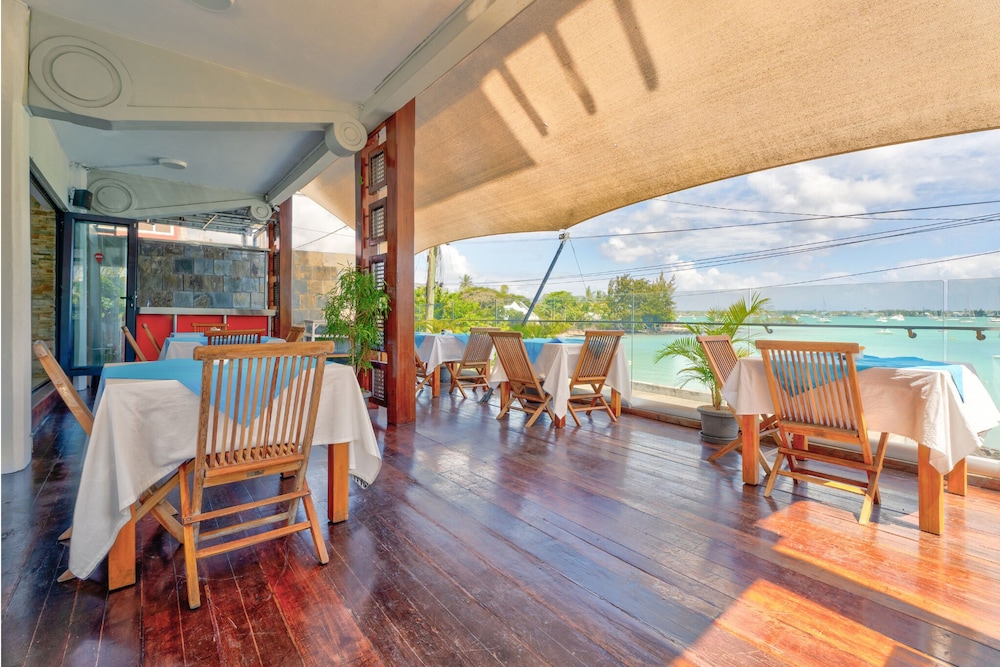 sunset boulevard suite