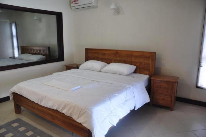 sunset boulevard suite