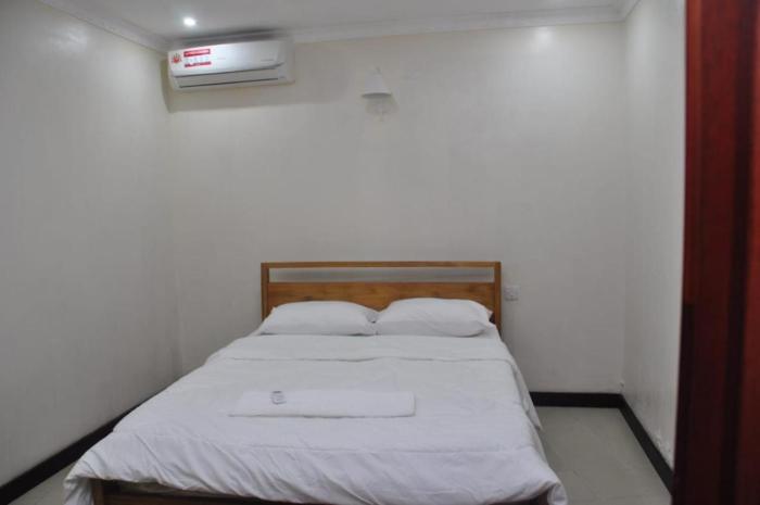 sunset boulevard suite