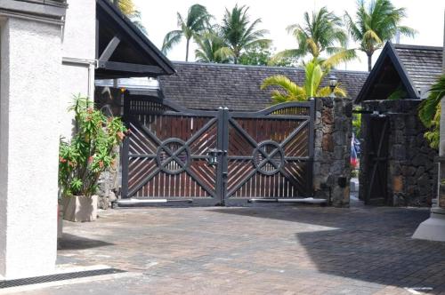 sunset boulevard suite