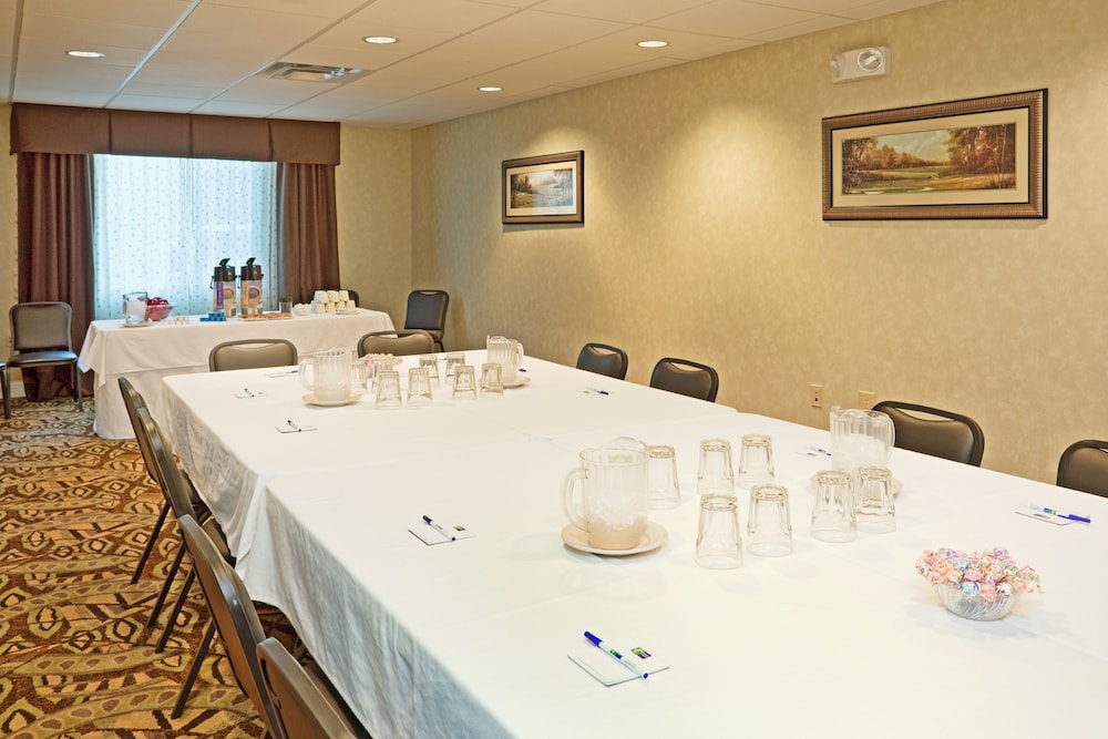 holiday inn express hotel and suites southern pines by ihg