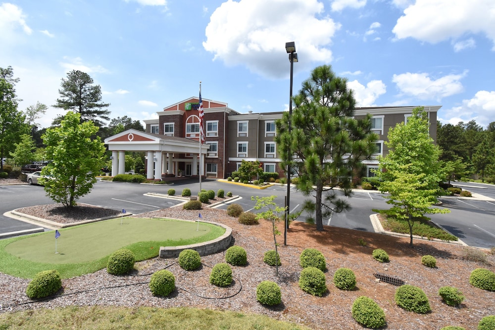 holiday inn express hotel and suites southern pines by ihg
