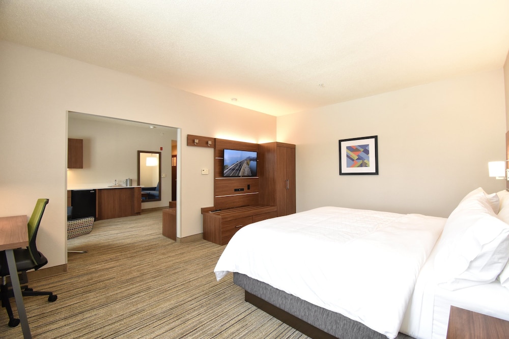 holiday inn express hotel and suites southern pines by ihg