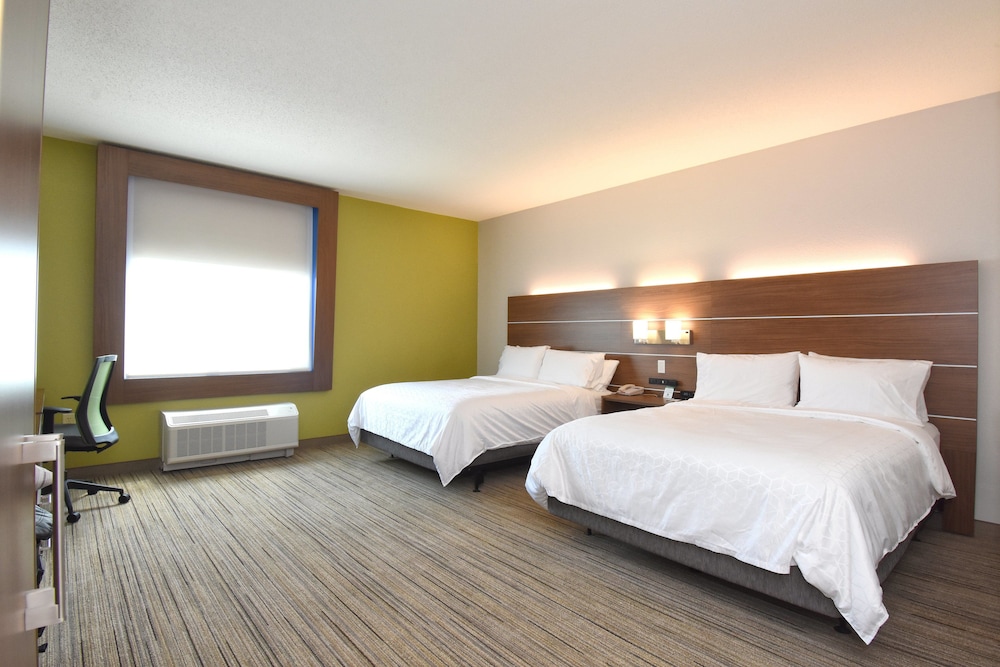 holiday inn express hotel and suites southern pines by ihg