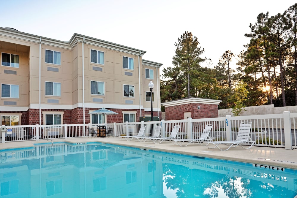 holiday inn express hotel and suites southern pines by ihg