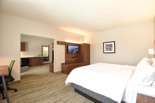 holiday inn express hotel and suites southern pines by ihg